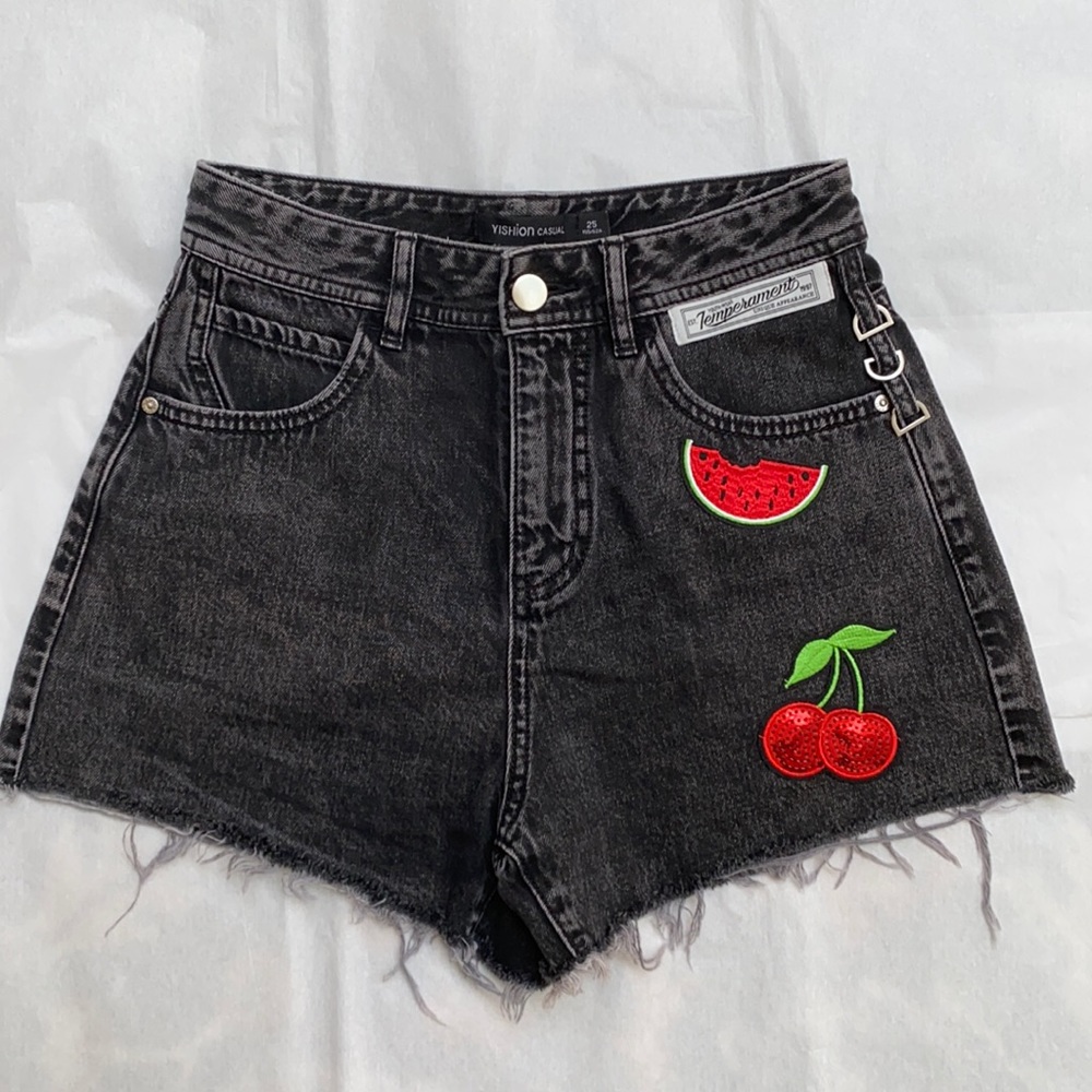 Yishion high rise shorts